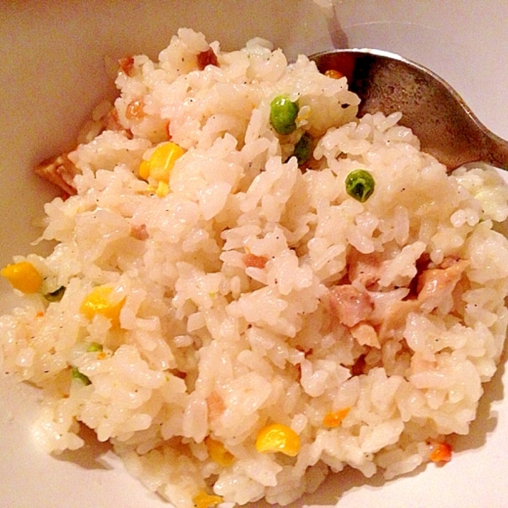 炊飯器でカンタン 蒸し鶏でチキンピラフ レシピ 作り方 By Naokoji0912 楽天レシピ 炊飯器でカンタン 蒸し鶏でチキンピラフ レシピ 作り方 By Naokoji0912 楽天レシピ